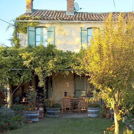 Les Glycines Bed & Breakfast 埃梅 外观 照片
